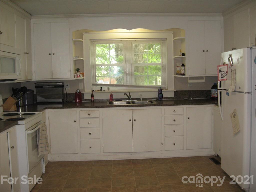 2242 Cold Springs Road Concord, NC 28025 - Photo 20 of 38 Gallery Image 20