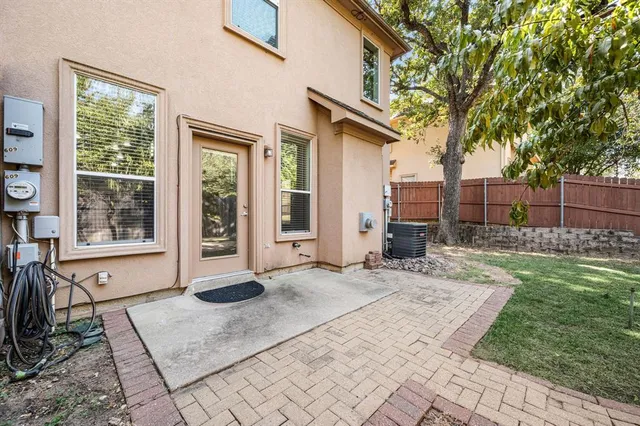 a view of a backyard with garden