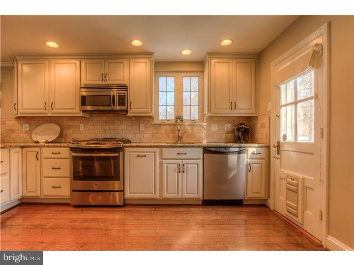 409 Devon State Road Devon, PA 19333 - Photo 4 of 17 Kitchen