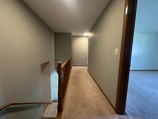 $4,000 | 8 G.K. Lane, Lincolnshire, IL 60069