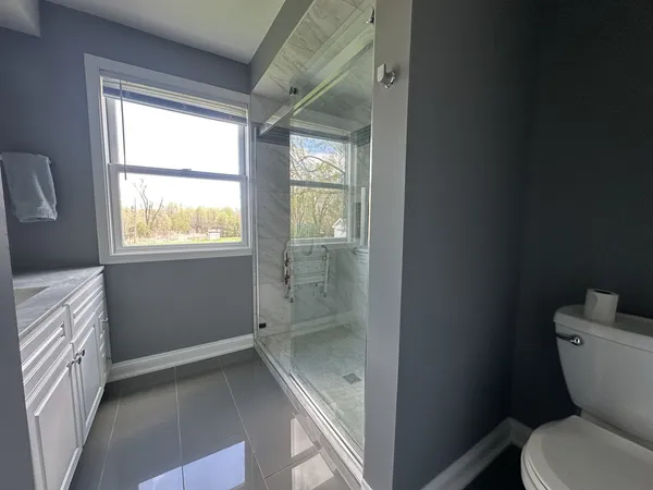 $4,000 | 8 G.K. Lane, Lincolnshire, IL 60069