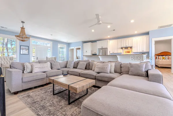 $1,385,000 | 152 Avenue Of Oaks, Daufuskie Island, SC 29915