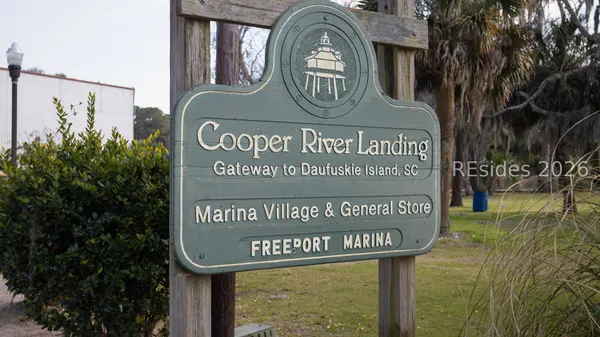 $1,385,000 | 152 Avenue Of Oaks, Daufuskie Island, SC 29915