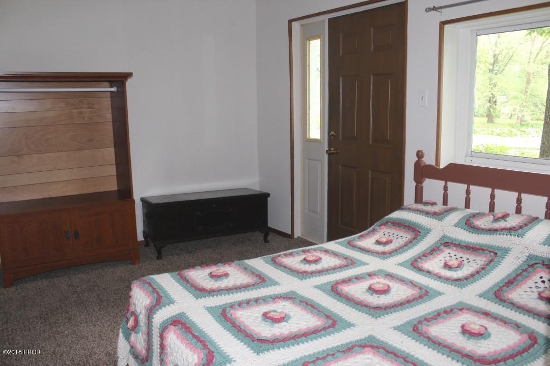 3368 Fox Squirrel Road Du Quoin, IL 62832 - Photo 13 of 25