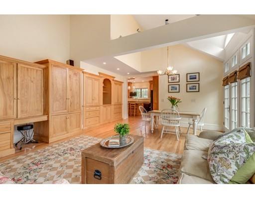 4 Lakeview Road Winchester, MA 01890 - Photo 10 of 30