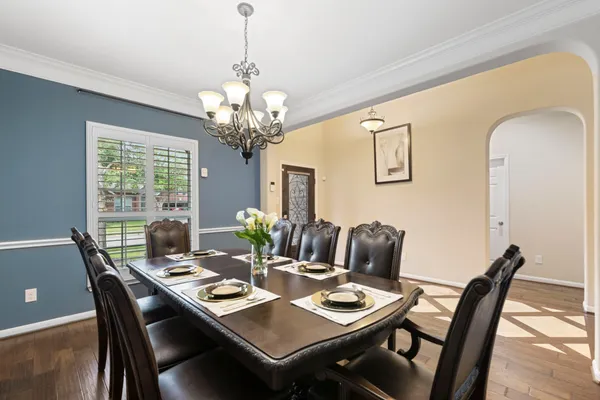 $3,200 | 13306 Misting Falls Lane, Pearland, TX 77584