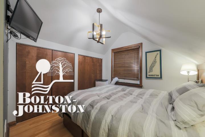 20735 Marter Road Grosse Pointe, MI 48236 - Photo 24 of 30 50055988-23.JPG