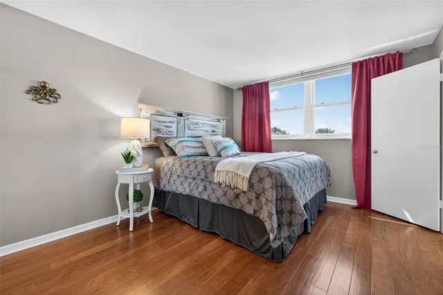 $199,000 | 4880 Locust Street Northeast, Unit 330, St. Petersburg, FL 33703