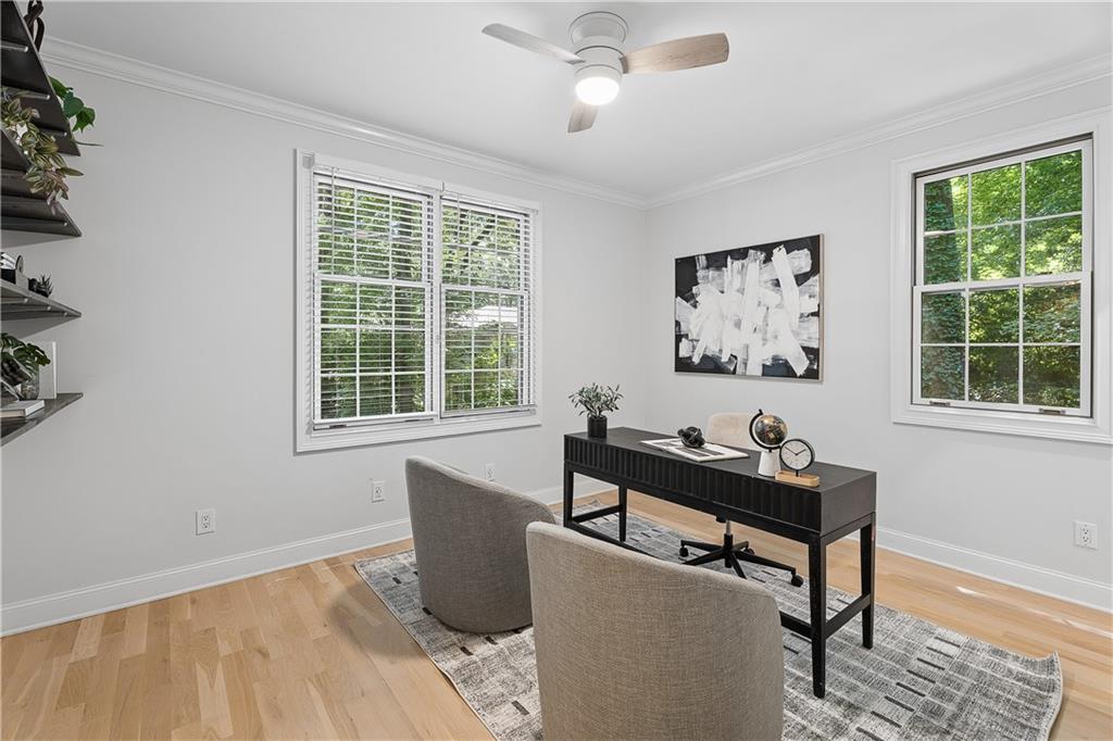 2094 Azalea Circle Decatur, GA 30033 - Photo 5 of 41
