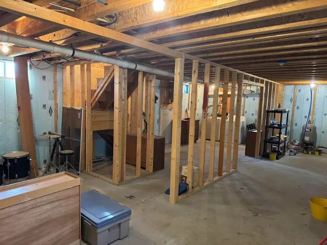 $289,900 | 374 Crank Road, Bloomfield, VT 05905