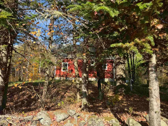 $289,900 | 374 Crank Road, Bloomfield, VT 05905