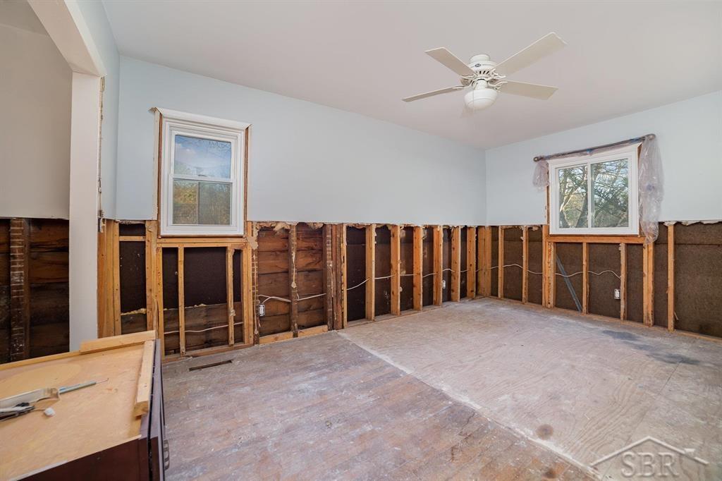 1011 Vance Road Midland, MI 48640 - Photo 13 of 29 50162470-5fc703ae-08f5-4cc8-873f-5e001d5b4a3b.JPG