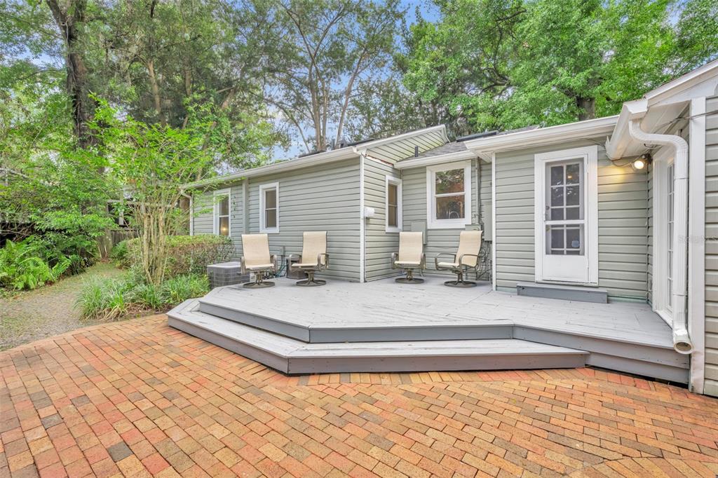 1960 Winter Park Road Winter Park, FL 32789 - Photo 33 of 46 a view of house with backyard and sitting area