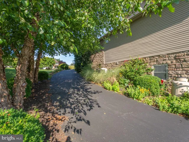 $3,500 | 1458 Highfield Court, Chambersburg, PA 17202