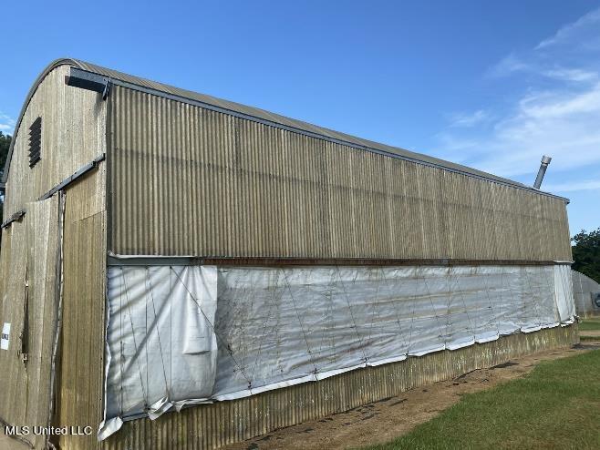 4450 Parsons Road Raymond, MS 39154 - Photo 19 of 66 Greenhouse 7