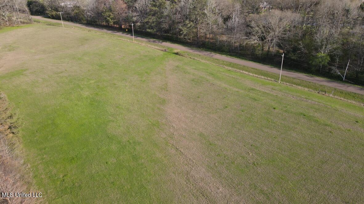 4450 Parsons Road Raymond, MS 39154 - Photo 37 of 66 0A9E4AF6-1322-4B43-8C74-0E011670DA7F_1_1