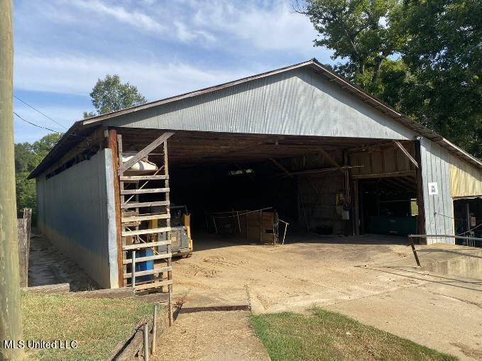 4450 Parsons Road Raymond, MS 39154 - Photo 4 of 66 2