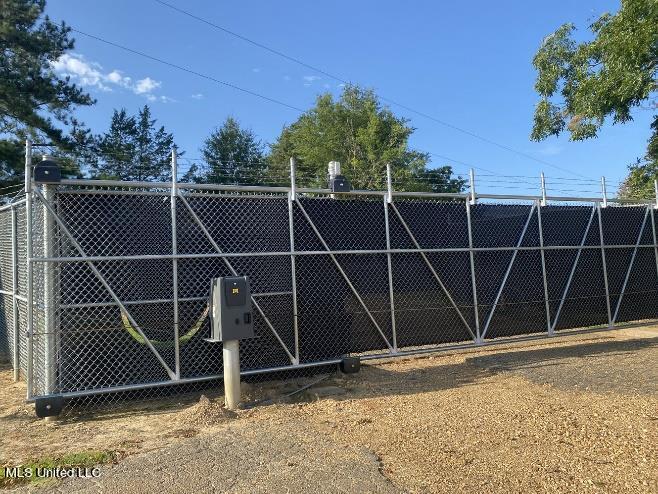 4450 Parsons Road Raymond, MS 39154 - Photo 6 of 66 Gate