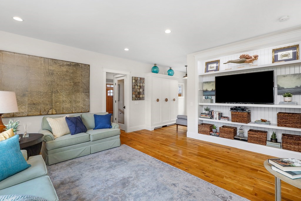 18 Snow Shore Road Orleans, MA 02653 - Photo 31 of 42 a living room with furniture and a flat screen tv
