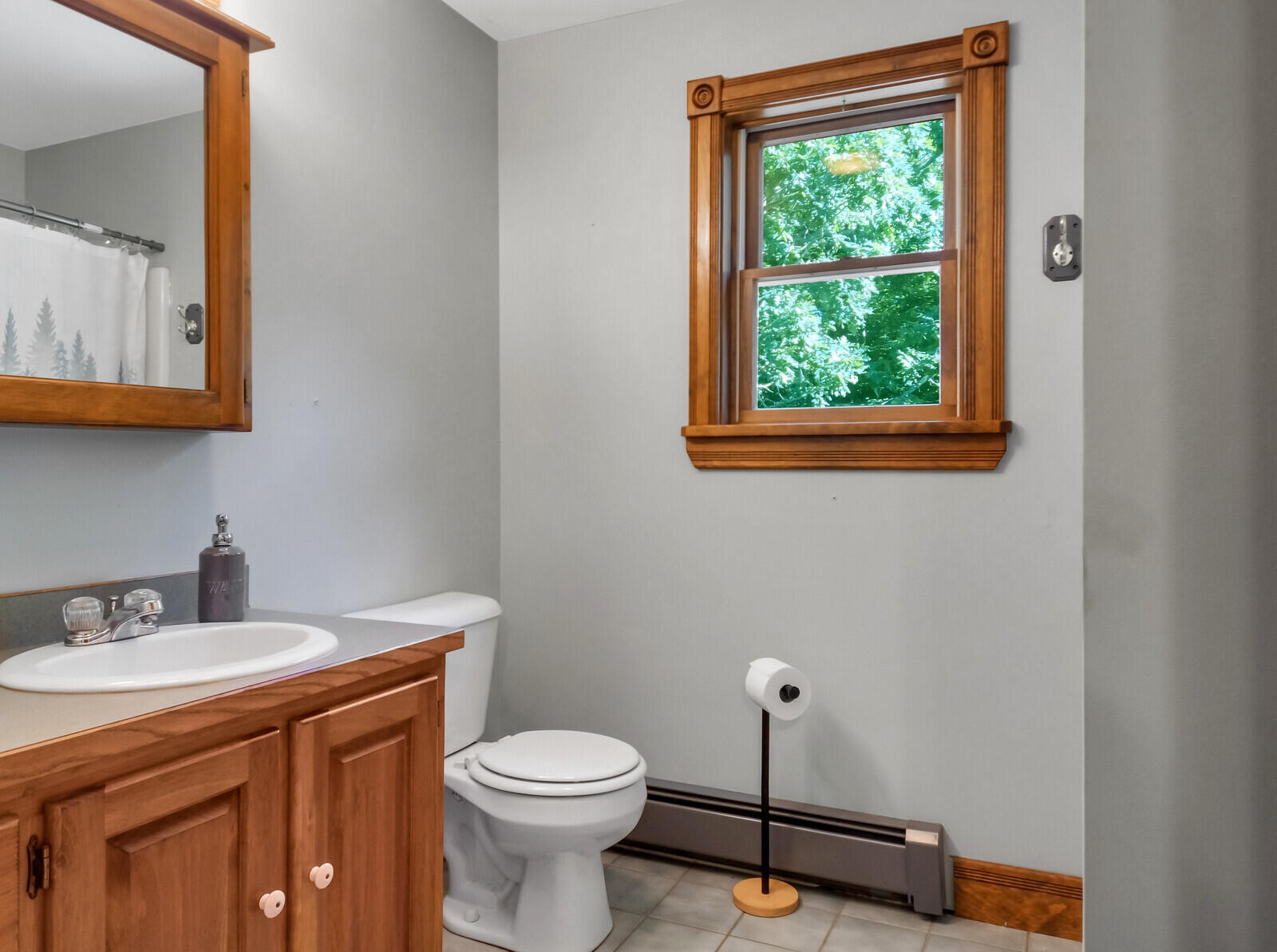24 Kelley Road Pittston, ME 04345 - Photo 22 of 33 Second floor full bath