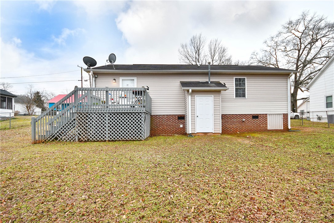 109 Bailey Street Anderson, SC 29621 - Photo 17 of 18