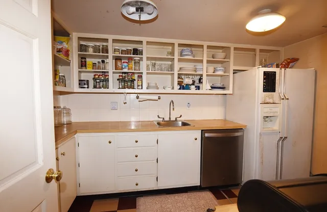 $540,000 | 696 Summer Street, Rockland, MA 02370