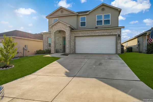 $1,950 | 10419 Lateleaf Oak, San Antonio, TX 78223