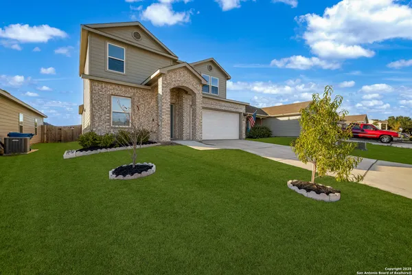 $1,950 | 10419 Lateleaf Oak, San Antonio, TX 78223