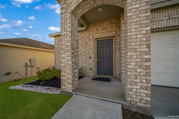$1,950 | 10419 Lateleaf Oak, San Antonio, TX 78223