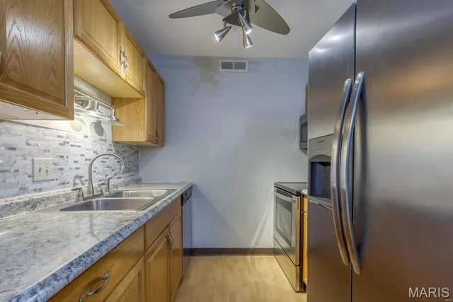 $125,000 | 1464 Hawks Nest Drive, Unit 27, St. Charles, MO 63303