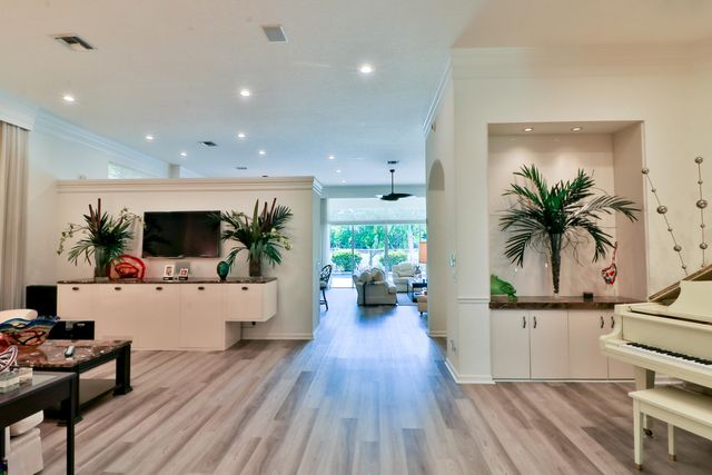 $675,000 | 16101 VÃa Monteverde, Delray Beach, FL 33446