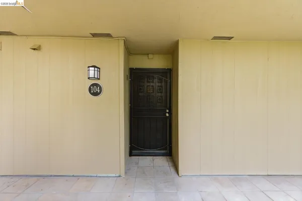 $370,000 | 1453 Neotomas Avenue, Unit 104, Santa Rosa, CA 95405