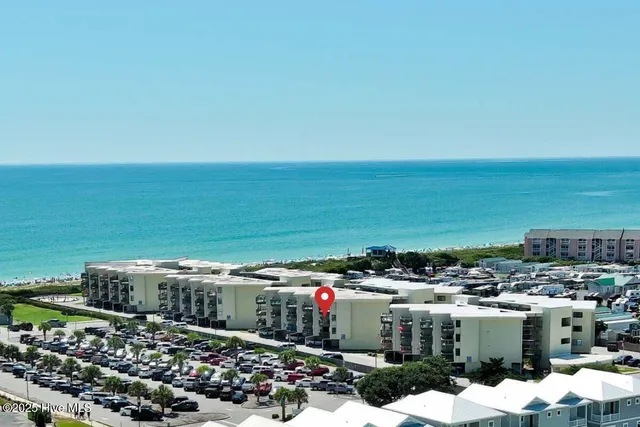 $315,900 | 9100 Reed Drive, Unit 3202, Emerald Isle, NC 28594