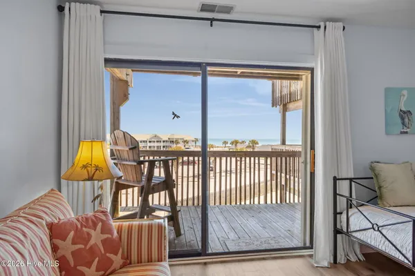 $315,900 | 9100 Reed Drive, Unit 3202, Emerald Isle, NC 28594