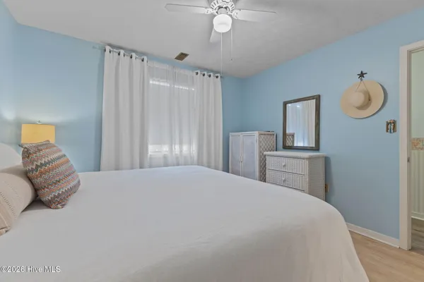 $309,000 | 9100 Reed Drive, Unit 3202, Emerald Isle, NC 28594