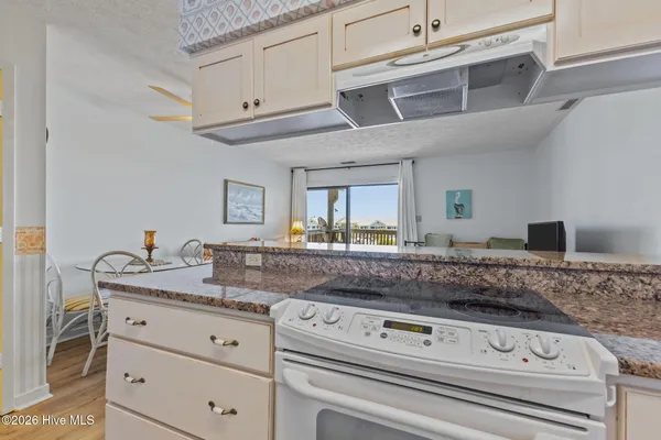 $309,000 | 9100 Reed Drive, Unit 3202, Emerald Isle, NC 28594