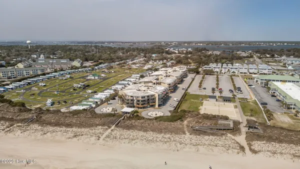 $309,000 | 9100 Reed Drive, Unit 3202, Emerald Isle, NC 28594