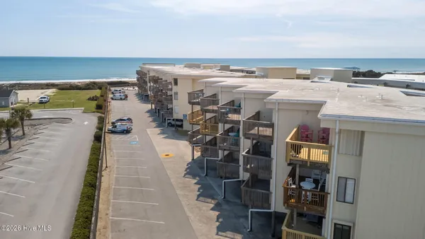 $309,000 | 9100 Reed Drive, Unit 3202, Emerald Isle, NC 28594