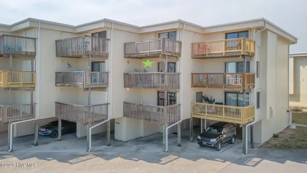 $309,000 | 9100 Reed Drive, Unit 3202, Emerald Isle, NC 28594
