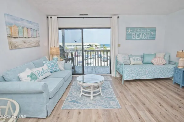 $309,000 | 9100 Reed Drive, Unit 3202, Emerald Isle, NC 28594