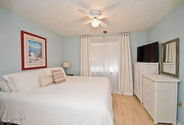 $315,900 | 9100 Reed Drive, Unit 3202, Emerald Isle, NC 28594