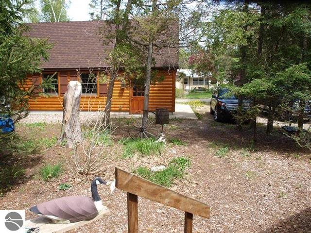 1683 Elberta Resort Road Frankfort, MI 49635 - Photo 31 of 33 1827214-49.JPG