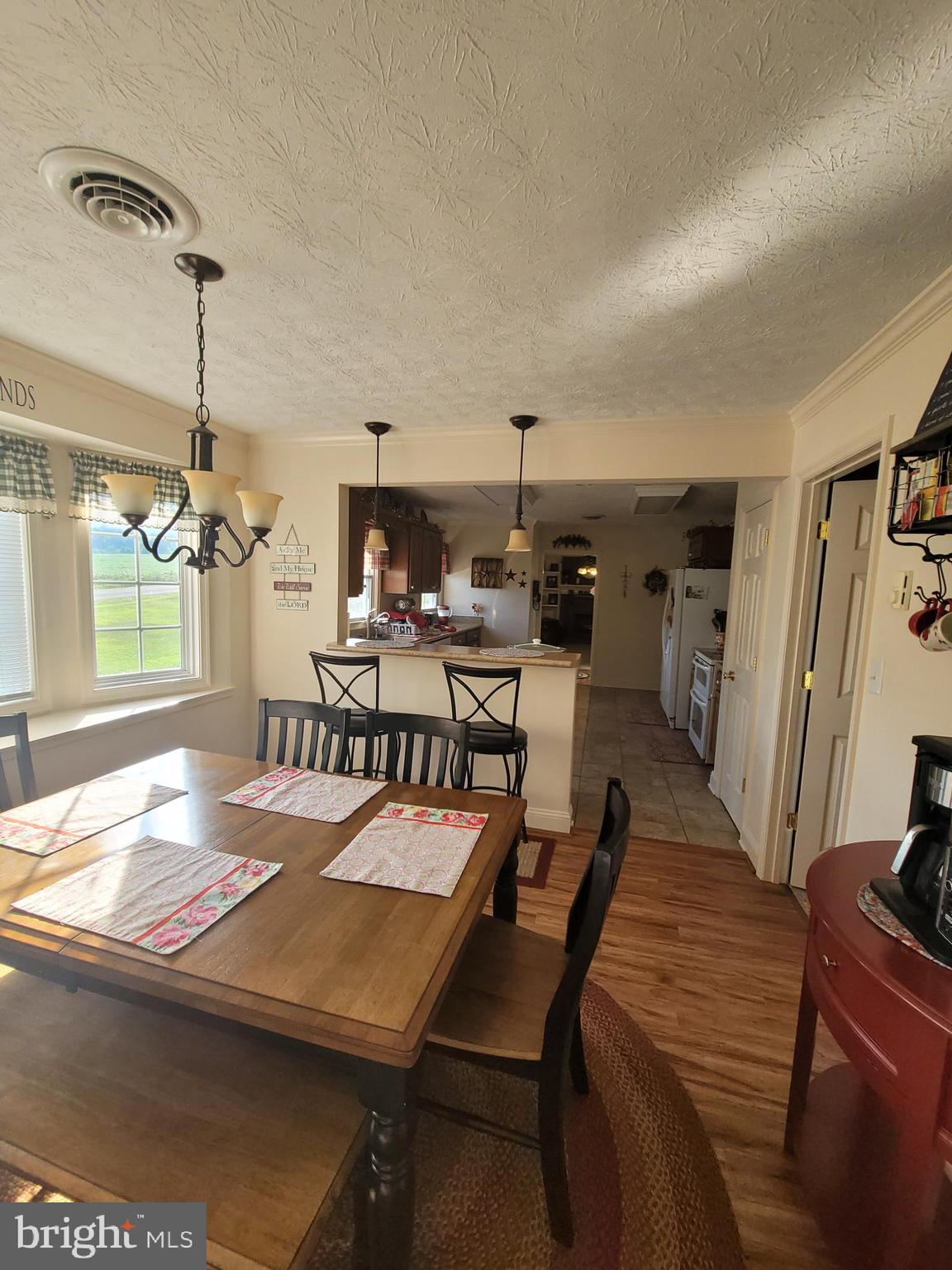 32 Resettlement Road Huntly, VA 22640 - Photo 3 of 5