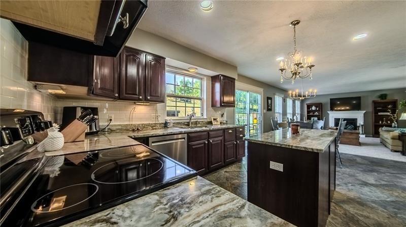 138 Valley View Drive Rostraver Township, PA 15012 - Photo 4 of 26
