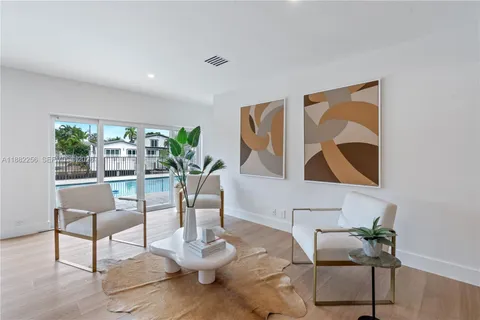 $2,740,000 | 3341 Northeast 38th Street, Fort Lauderdale, FL 33308