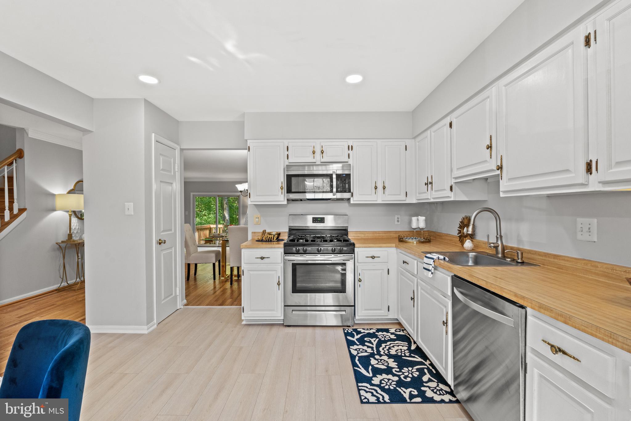 7863 Painted Daisy Drive Springfield, VA 22152 - Photo 14 of 37