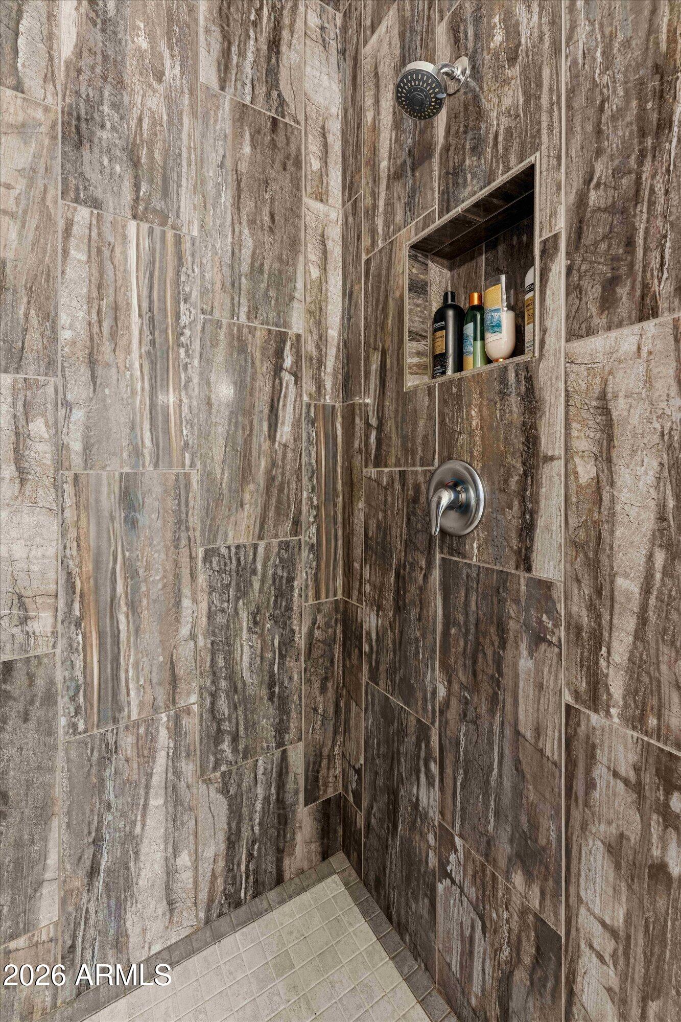 2909 East Harwell Road Phoenix, AZ 85042 - Photo 40 of 64 21-DSC08913