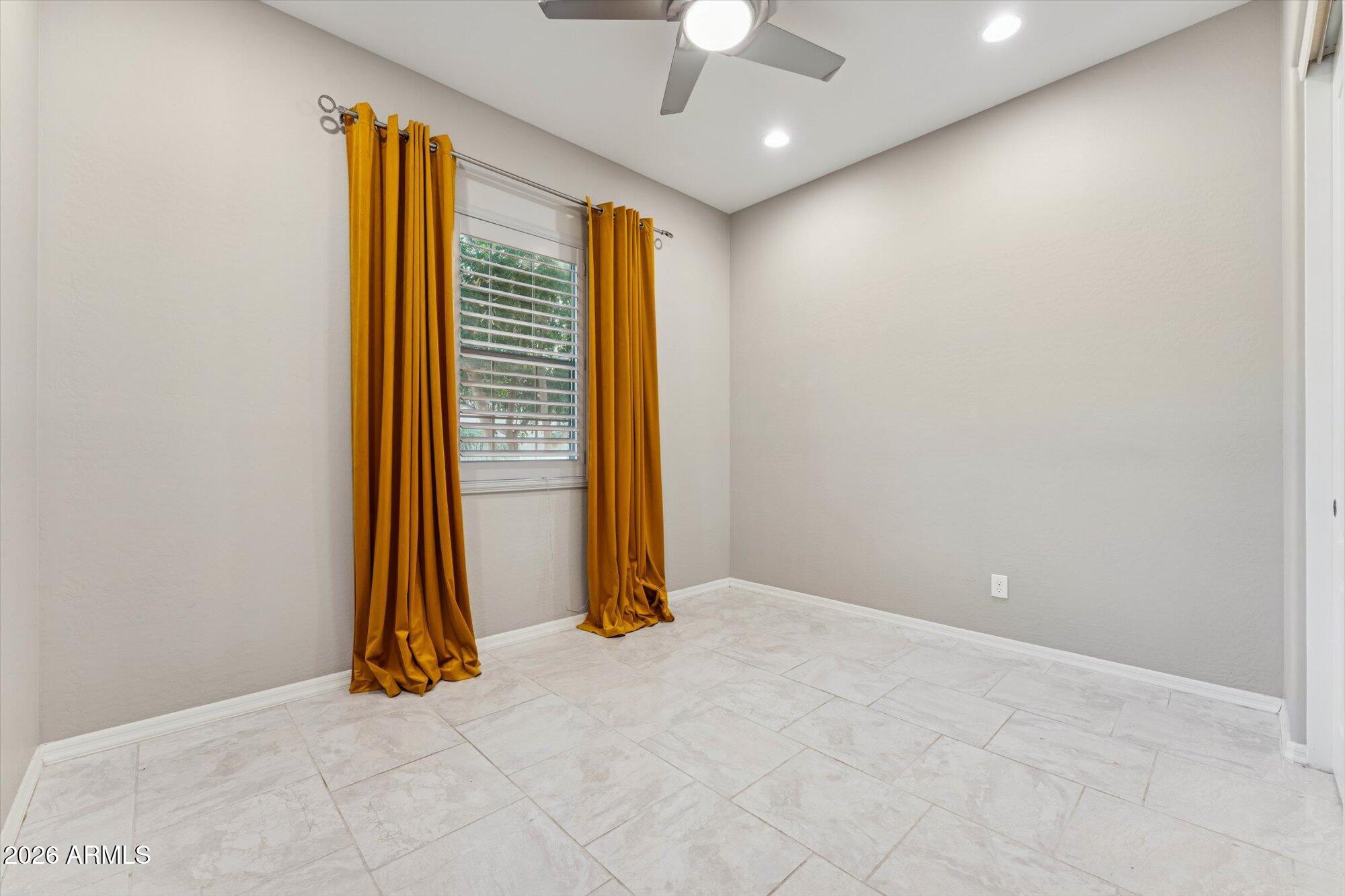 2909 East Harwell Road Phoenix, AZ 85042 - Photo 48 of 64 26-DSC08655