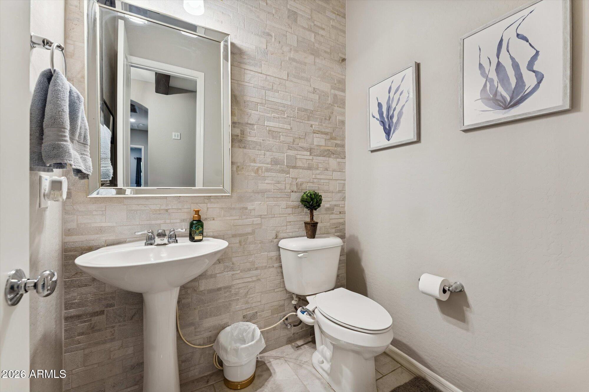 2909 East Harwell Road Phoenix, AZ 85042 - Photo 54 of 64 28-DSC08700