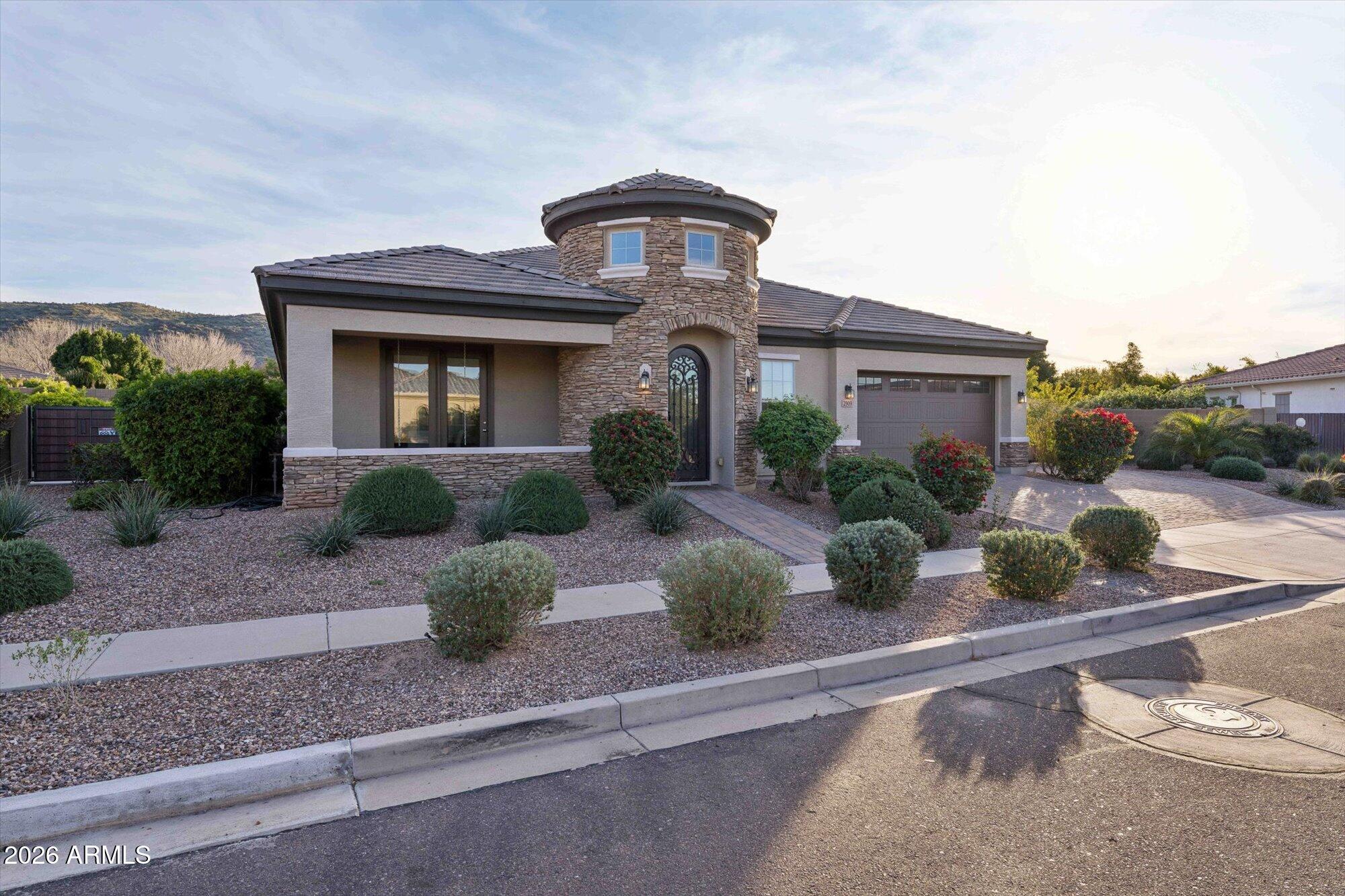 2909 East Harwell Road Phoenix, AZ 85042 - Photo 55 of 64 01-DSC08545